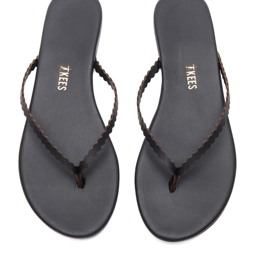 TKEES Scallop Black Flip Flop Sandal
